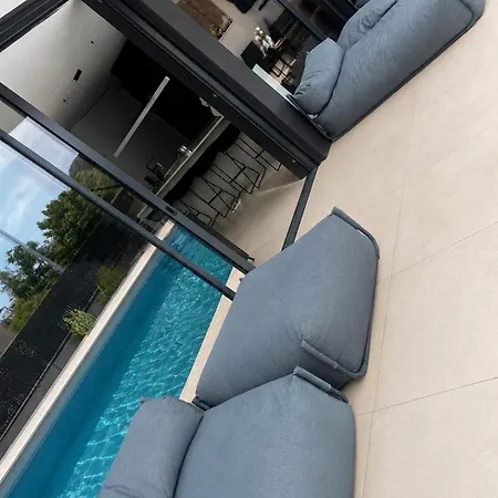 Villa9eleven Villa