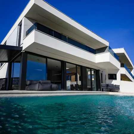 Villa9eleven